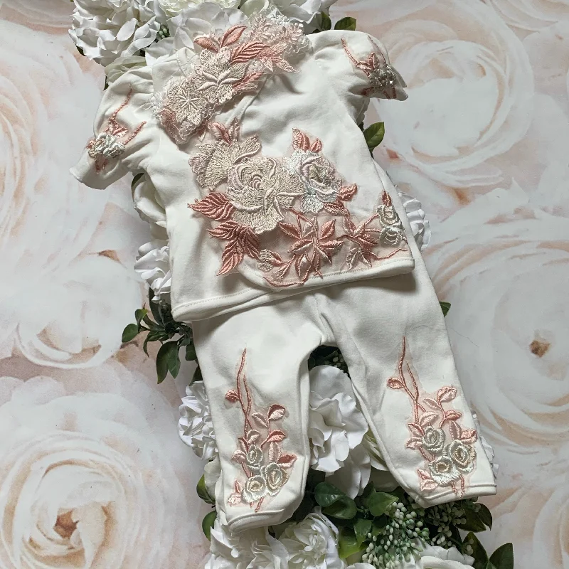 Clearance Event ruffle dressBebe Gabrielle Mauve Set