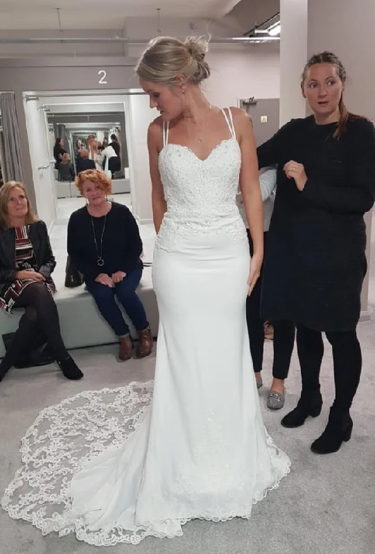 Final Sale Chic Spaghetti Straps Sweetheart Mermaid Lace Wedding Dress JKM314