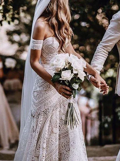 Bargain Blast Romantic Wedding Dresses Off-the-shoulder Sweep Train Lace Simple Beach Bridal Gown JKW240