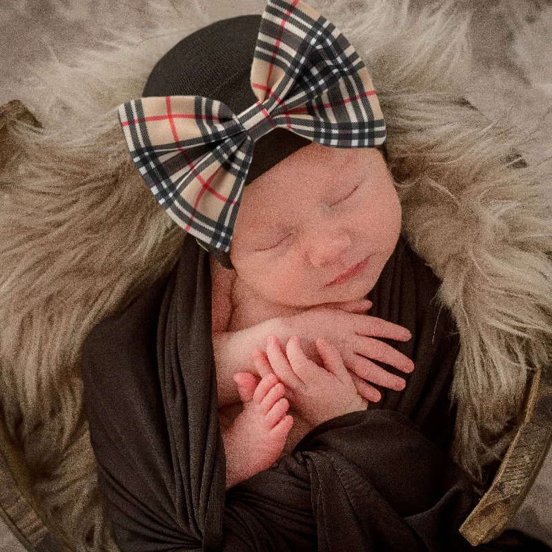 fitted cocktail dressIly Bean Fall Plaid Newborn Girl Hospital Hat