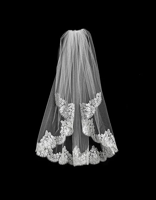 Inventory Reduction cocktail party dressMetallic Chantilly Lace Veil