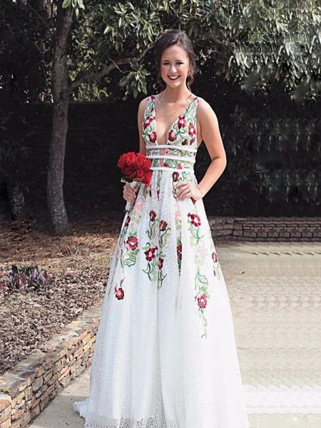 Season Finale Sale Chic Wedding Dresses Straps A-line Short Train Ivory Lace Bridal Gown JKS260