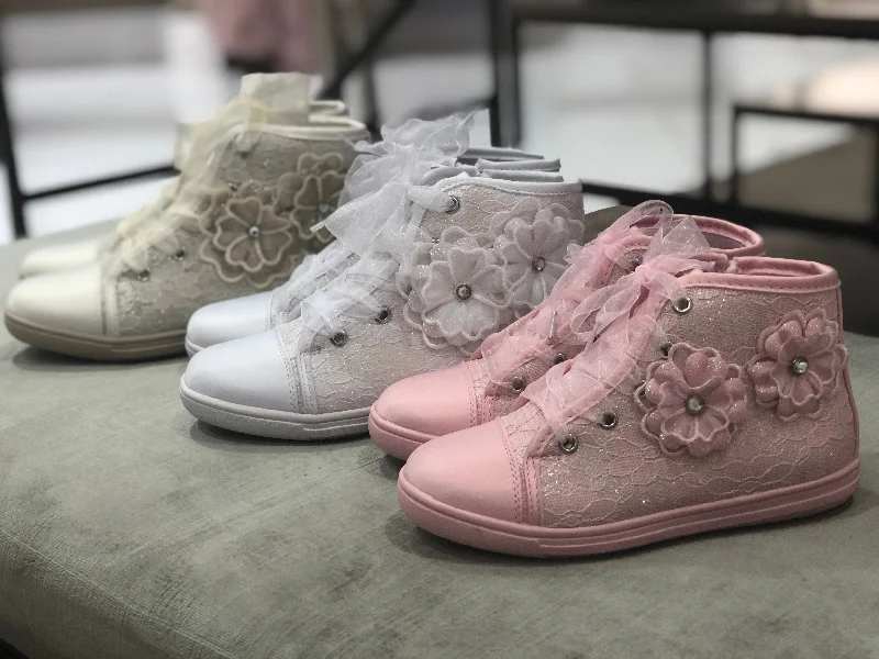 Steals and Deals floral dressLace  Sneakers