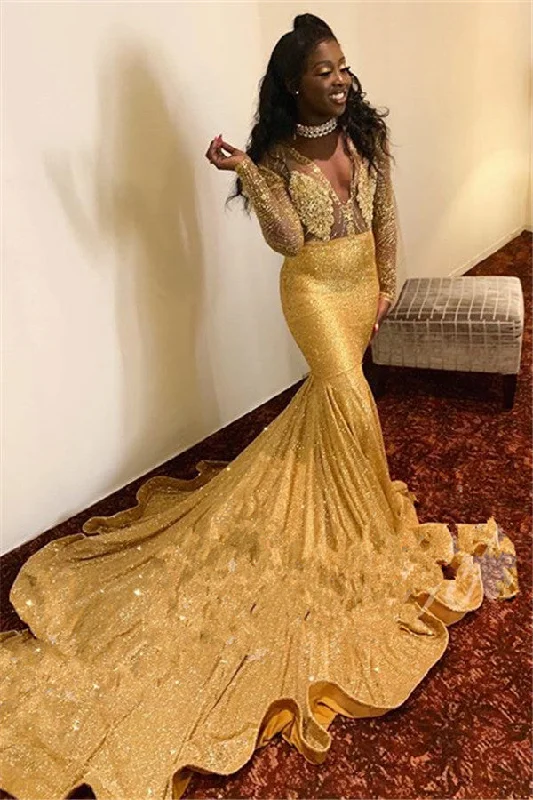 Blowout Sale Sparkling Appliques Fit and Flare Prom Dresses Alluring Chic V-neck Gold Long Sleeves Evening Gowns