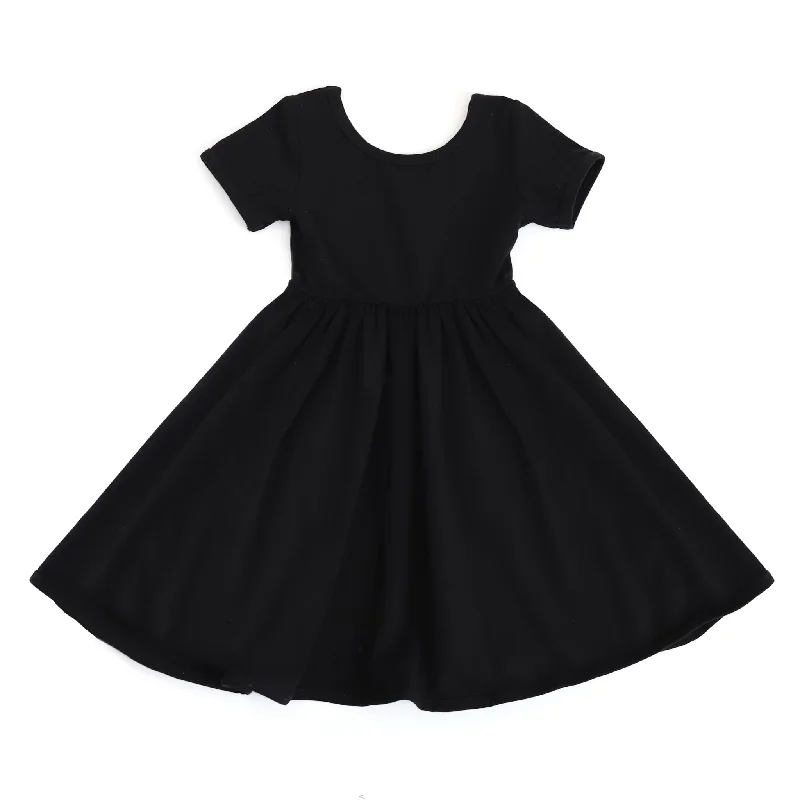 Weekend Flash Sale form-fitting dressBlack Everyday Dress