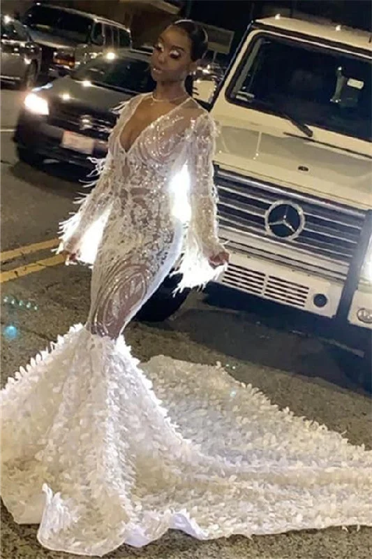 Super Bargain Chic V-neck Sparkle Beads Appliques Prom Dresses Long Sleeves Alluring Fit and Flare Evening Gowns