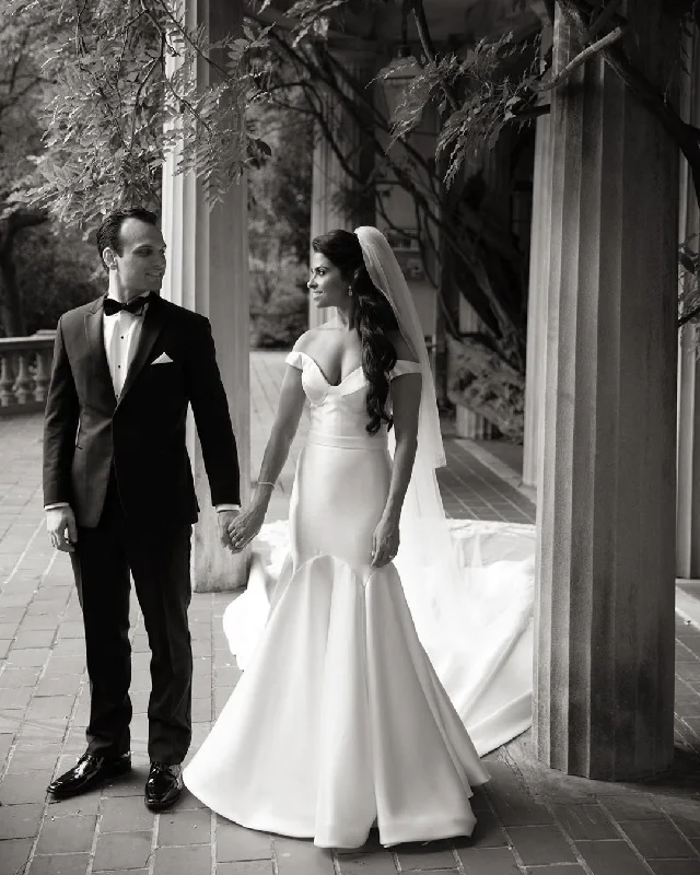 Super Deal Off-the-Shoulder White Satin Mermaid Wedding Dress Bridal Gown,JKZ6135