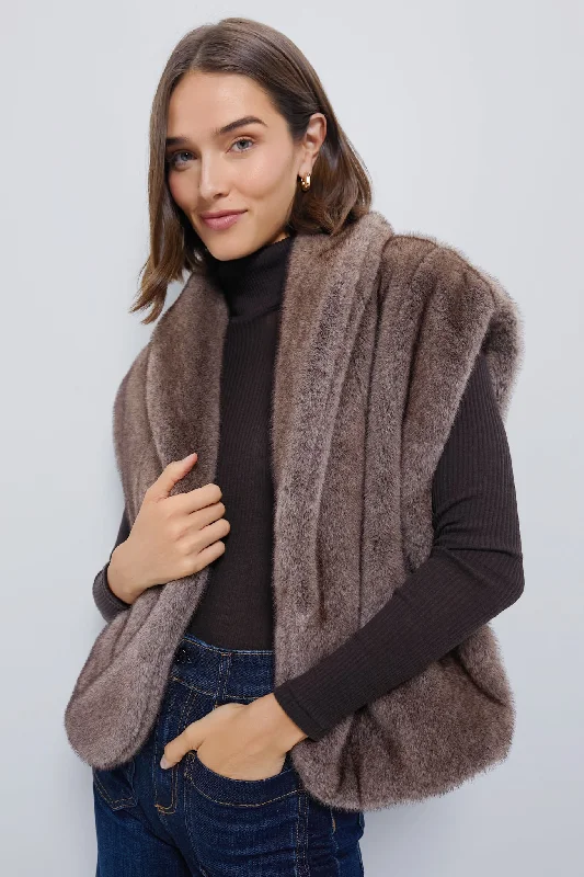 zip-up jacketOversized Aspen Faux Fur Vest