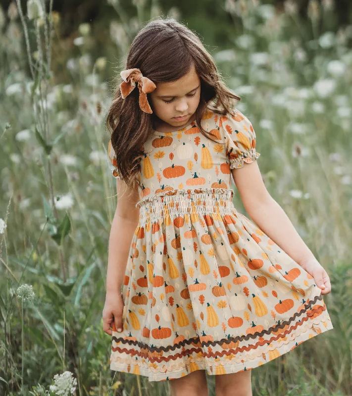 Deal Mania structured dressPumpkin Pals Lap Dress