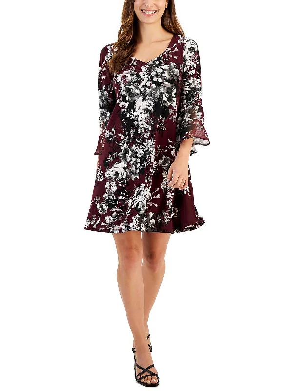 wrap dressPetites Womens Floral Mini Fit & Flare Dress