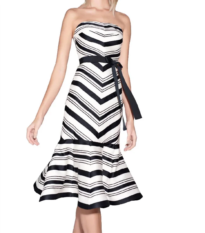 Unbeatable Prices spaghetti strap dressRibbon Tie Belt Strapless Drop Waist Midi Dress in Black And White Unbeatable Prices spaghetti strap dressRibbon Tie Belt Strapless Drop Waist Midi Dress in Black And White