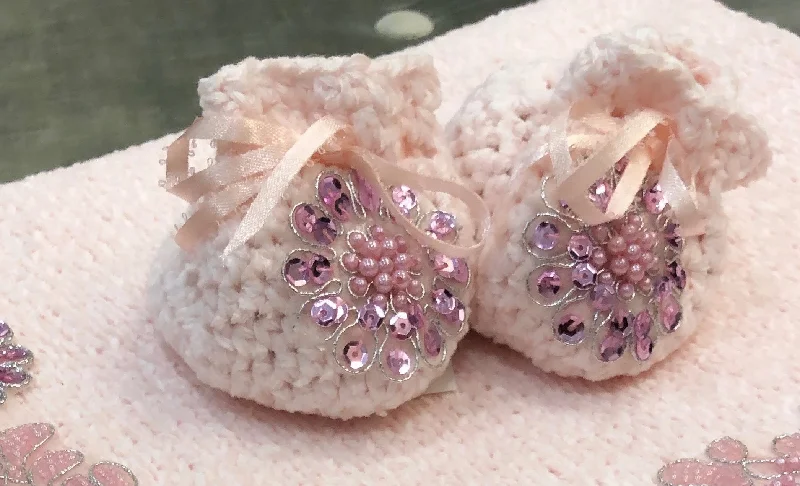 Deal Alert romantic dressPink Booties with Applique