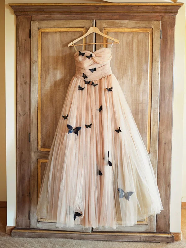 Huge Discounts Beautiful Butterfly Wedding Dresses Sweetheart Ruffles Bridal Gown JKW043
