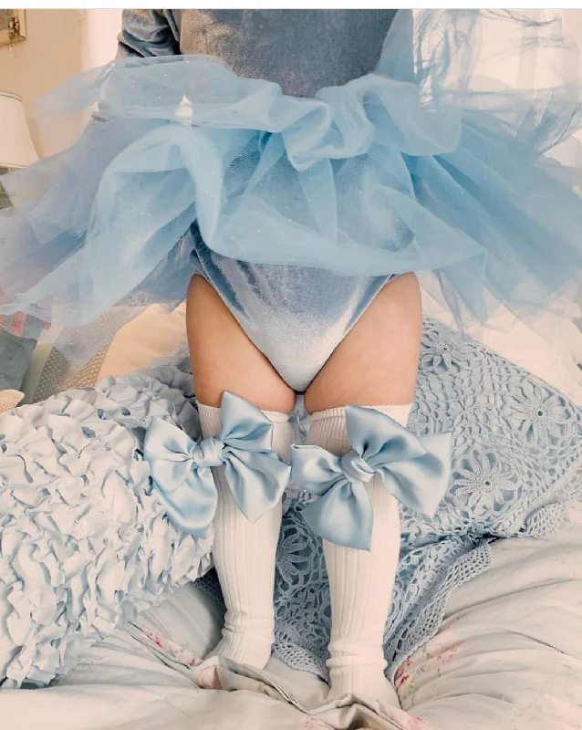 New Markdowns knit dressSatin Bow Socks
