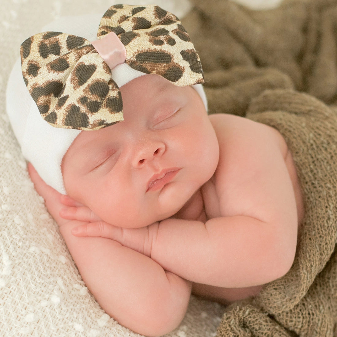 casual summer dressIlyBean Luxe Leopard Bow Hat