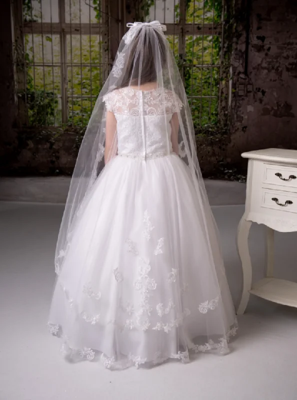 Bonus Savings wrap-around dressLace Veil
