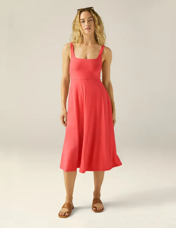 Super Bargain fitted bodycon dressFeatherweight At The Ready Square Neck Dress
