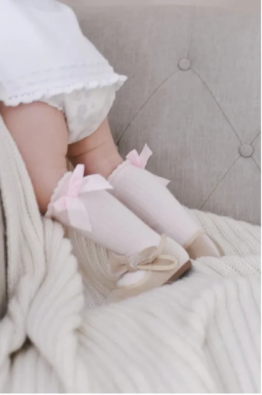 Super Bargain long-sleeve floral dressRibbed Knee Hi Socks