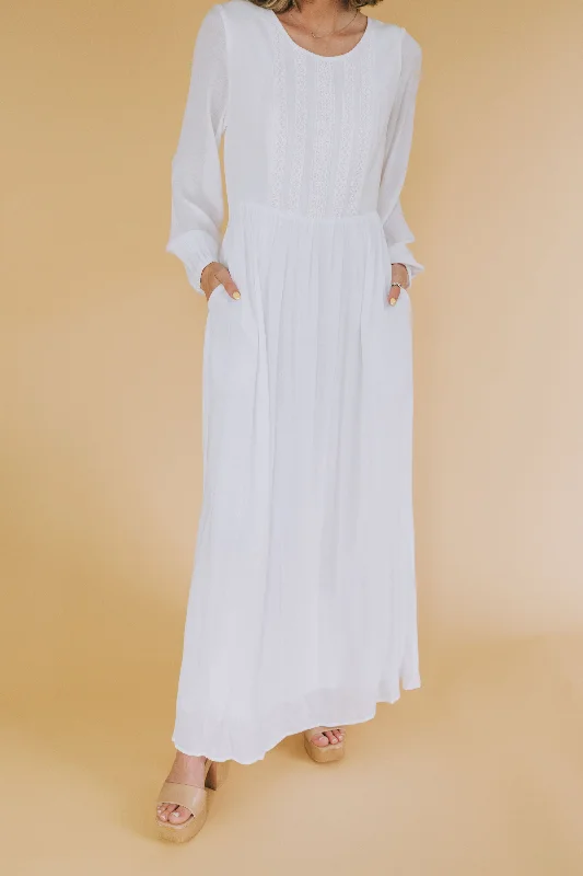 luxury dressThe White: Amanda