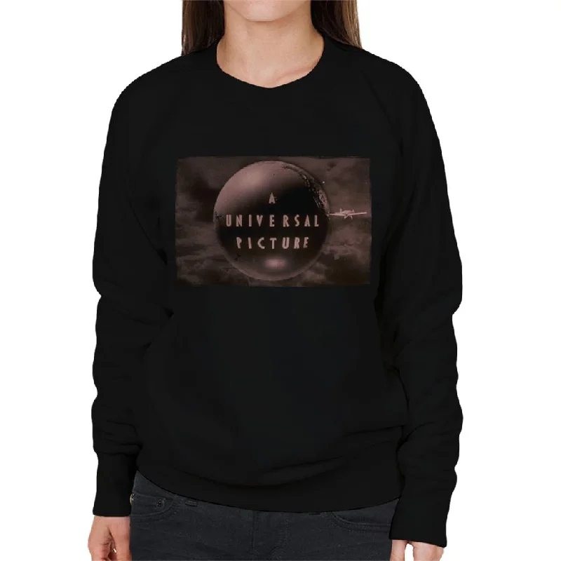 loose fit sports sweatshirtUniversal Pictures 1927 Logo Women's Sweatshirt