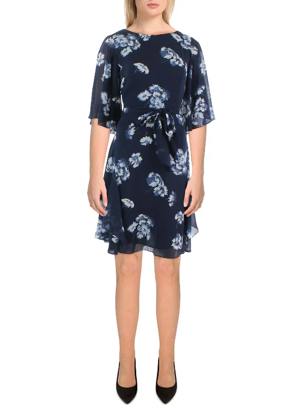 A-line dressWomens Floral Print Textured Fit & Flare Dress