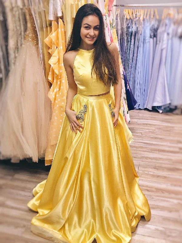 Time-Limited Offer Two Piece Prom Dresses Halter A-line Rhinestone Beautiful Prom Dress JKL904 Time-Limited Offer Two Piece Prom Dresses Halter A-line Rhinestone Beautiful Prom Dress JKL904