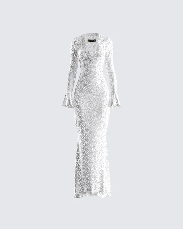 Season Finale Sale high-waisted dressKobina White Lace Maxi Dress